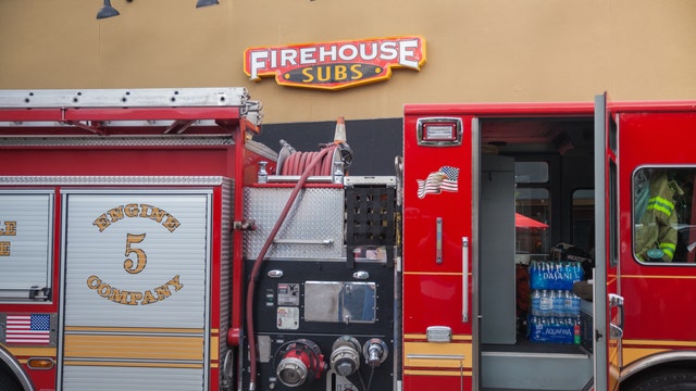 Firehouse Subs collecting donations, Hurricane Ian victims