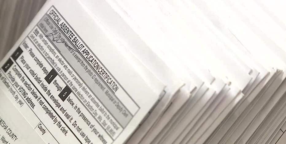 Wisconsin electronic absentee ballots, people with disabilities sue