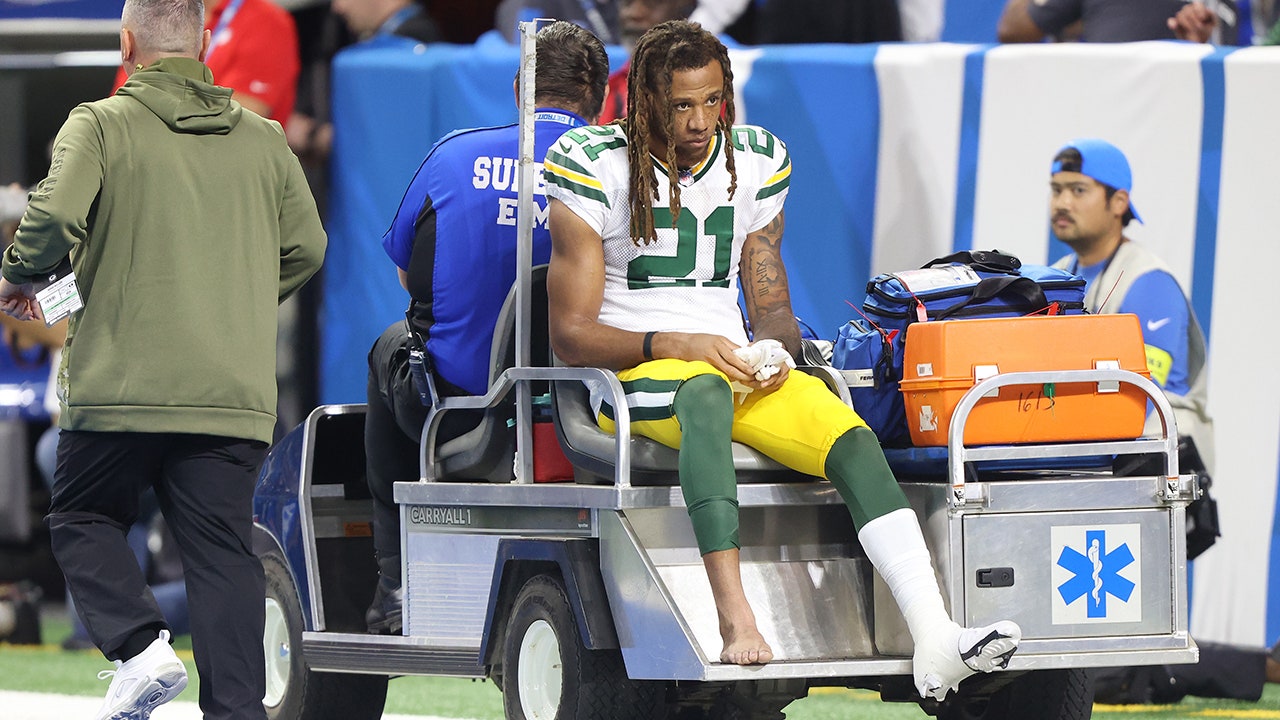 Packers' Eric Stokes Injured, 'unlikely' To Play Again This Season ...