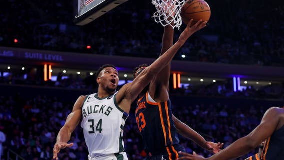 Bucks beat Knicks, Giannis fouls out