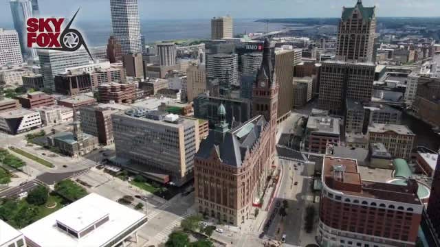 Milwaukee 2023 budget; mayor partially vetoes $1.9B spending plan