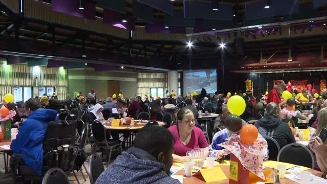 'Dan & Ray Rendering Thanks' feast comes together for 13th year