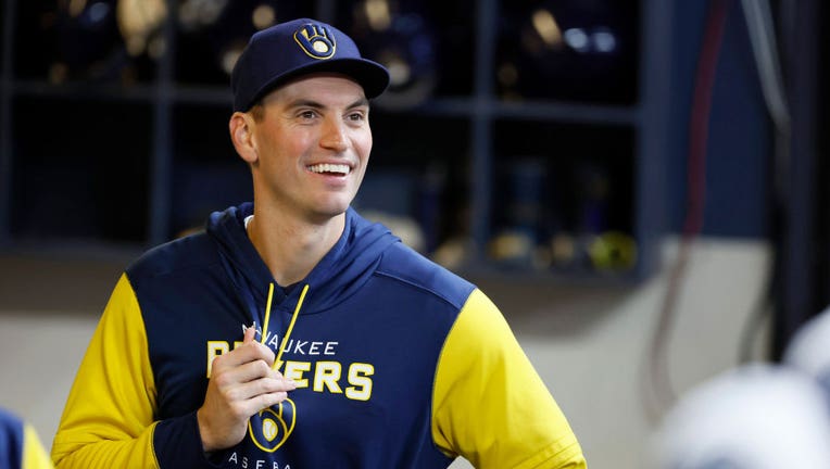 Rockies claim LHP Brent Suter off waivers from Brewers