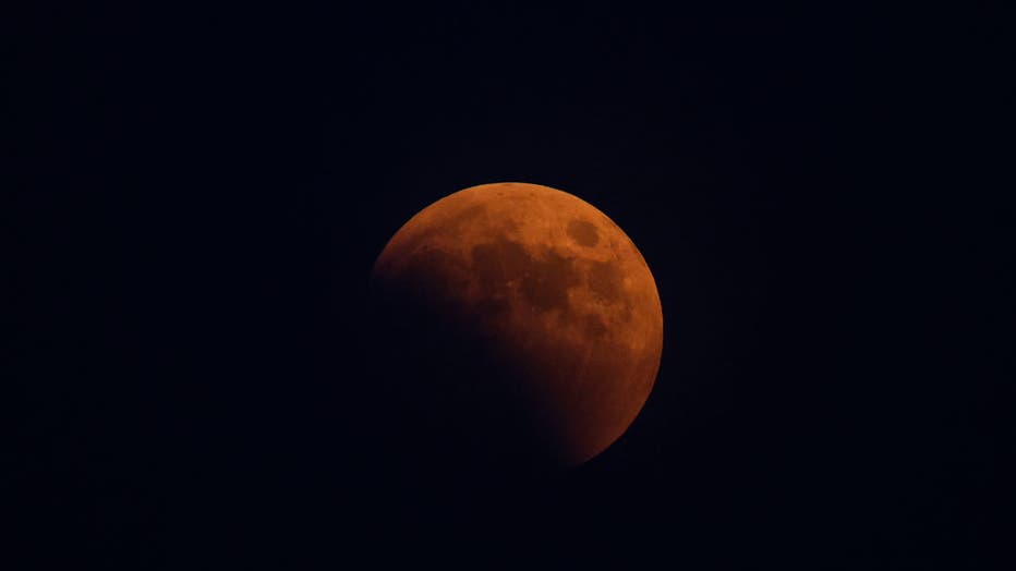 Blood moon lunar eclipse on Election Day, last for 3 years