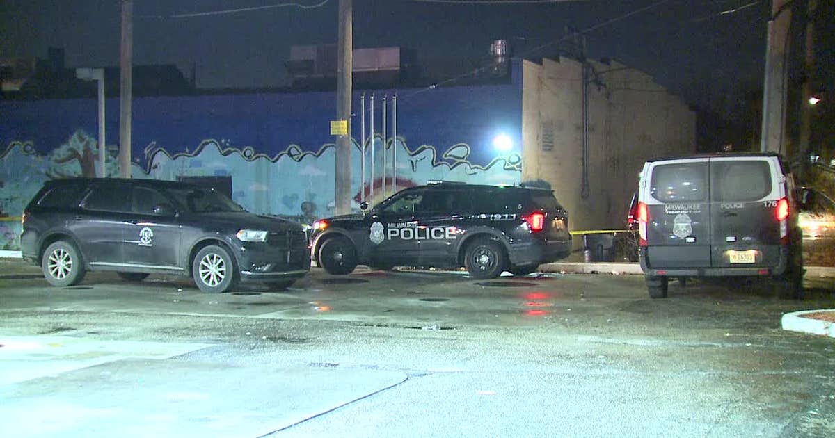 Milwaukee shooting near 26th and Capitol; 1 man dead | FOX6 Milwaukee