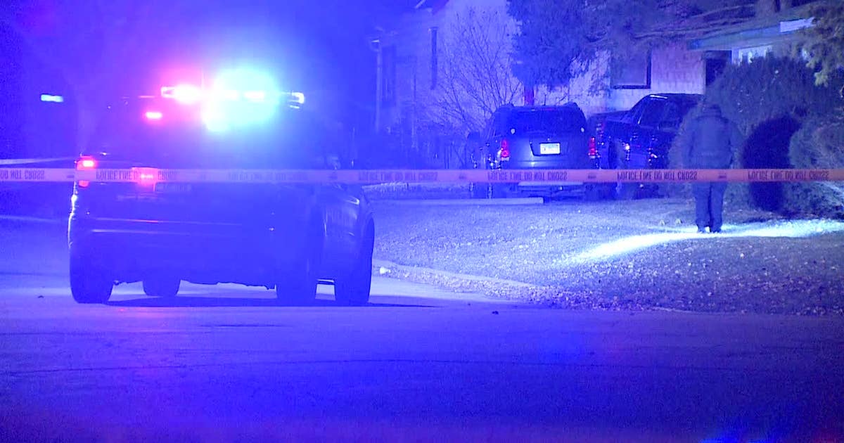 Zion, Illinois shooting 5 shot, including 4 high schoolers FOX6