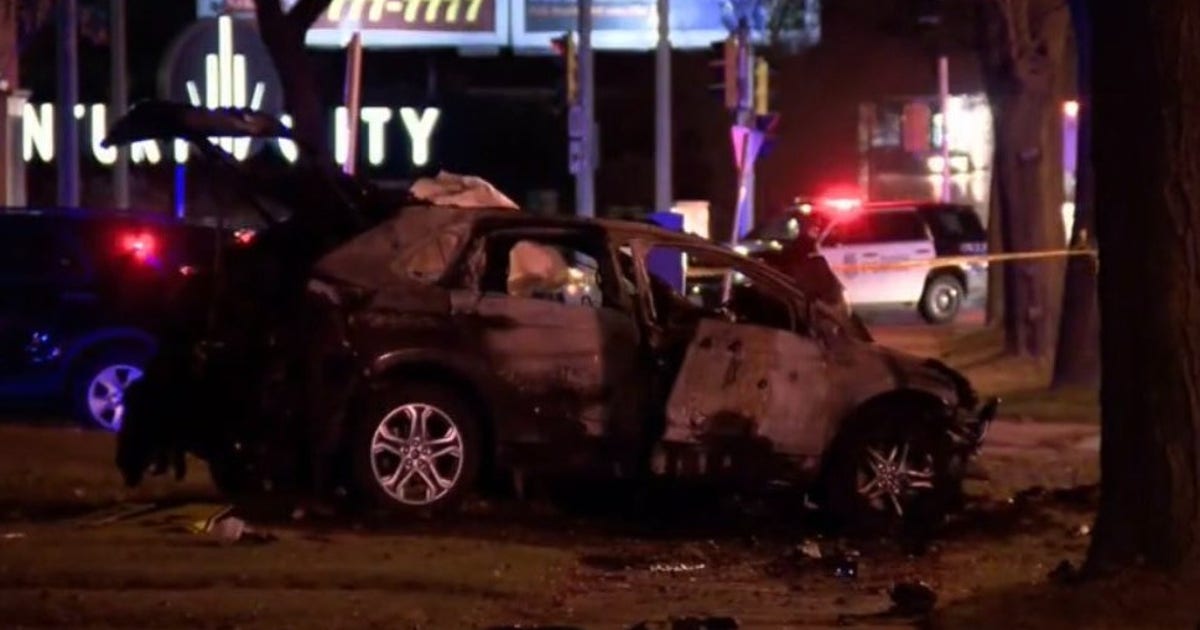 Milwaukee crash at 30th and Capitol, 2 dead | FOX6 Milwaukee