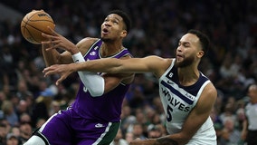 Bucks top Timberwolves; Giannis Antetokounmpo scores 40+ again