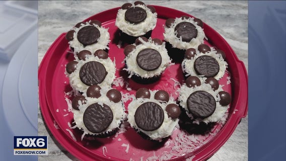 DIY polar bear paw cupcakes: recipe
