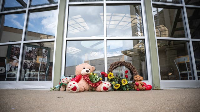 Indiana mall shooter told ex he planned to 'take others' with him if he died, police say