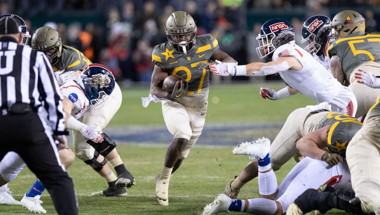 5233378f-Army v Navy