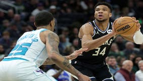 Milwaukee Bucks beat Hornets for 5th consecutive victory