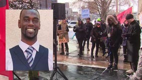 Milwaukee rally for Tyre Nichols; groups march from Red Arrow Park