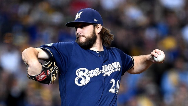 Brewers add pitchers Wade Miley, Bryse Wilson