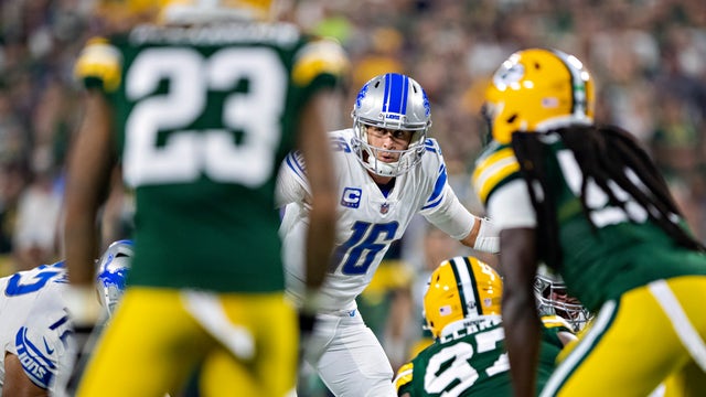 Packers, Lions at Lambeau Field: Tickets there, if you can pay the price