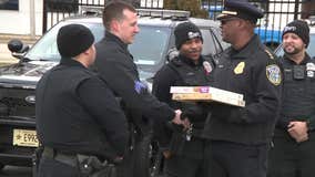 Palermo's, Jen's Sweet Treats show support for Milwaukee police