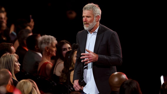 Mississippi welfare scandal; Brett Favre files defamation lawsuits