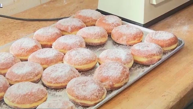 Cranky’s in Wauwatosa; delicious Paczki on Fat Tuesday