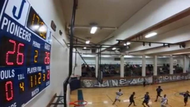 Milwaukee Juneau Pioneers basketball, freshman lead comeback