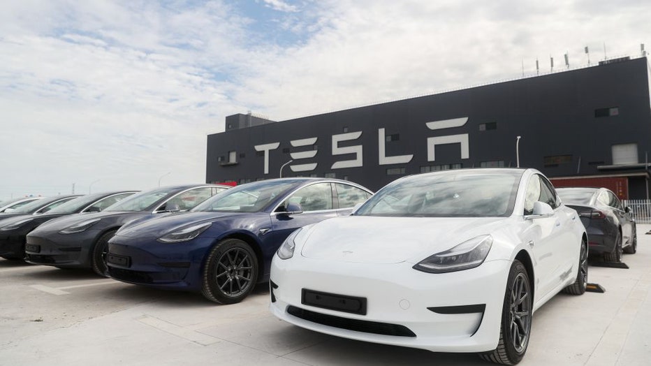 Tesla-dealership.jpg