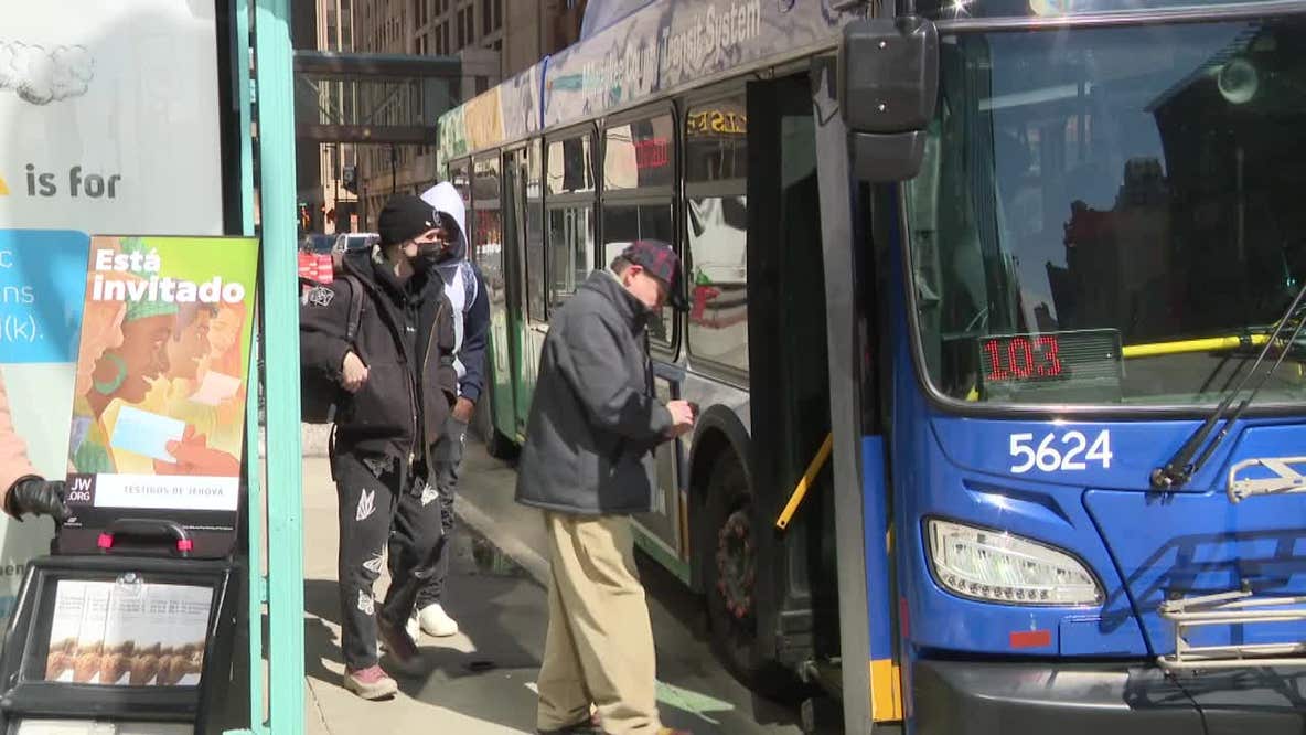 Milwaukee County Transit System contactless payments launched