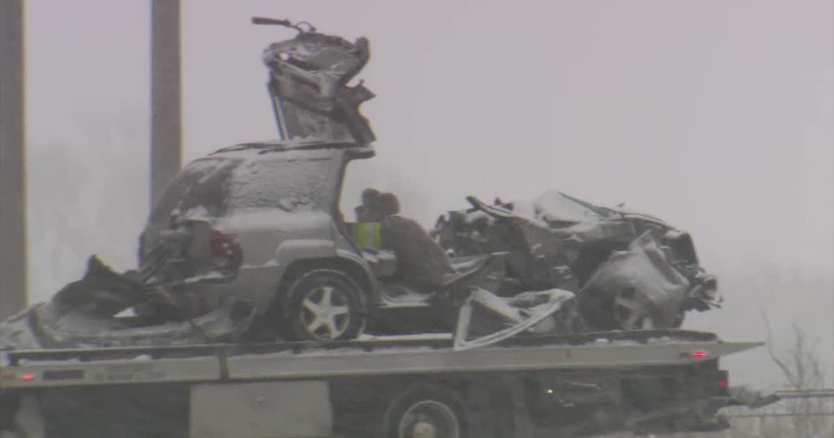 Fond du Lac County crash; 1 dead, 1 injured | FOX6 Milwaukee