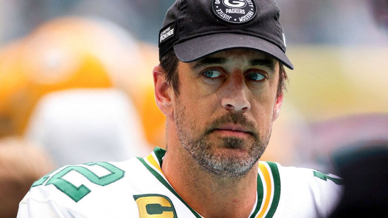 Aaron Rodgers Teases 2023 Decision Coming Soon, Jets Rumored To Be In ...