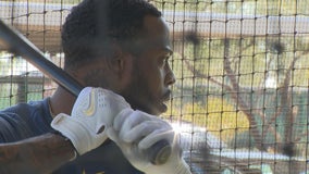 In 2nd Brewers stint, Harrison feels 'weight off his shoulders'