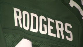 Aaron Rodgers Jets memorabilia would shake up collectors market