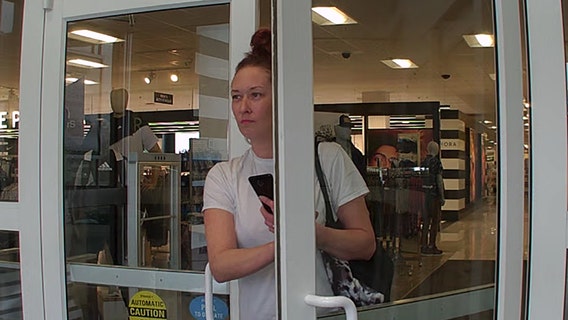 Kohl's theft, Brookfield police seek woman