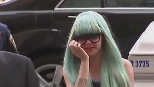 Amanda Bynes placed on psychiatric hold