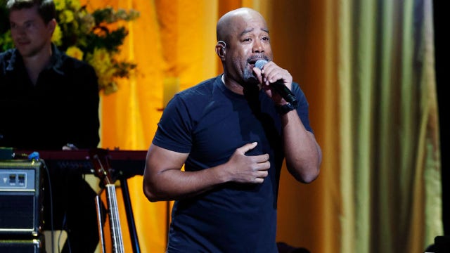 Darius Rucker at BMO Pavilion on Aug. 11