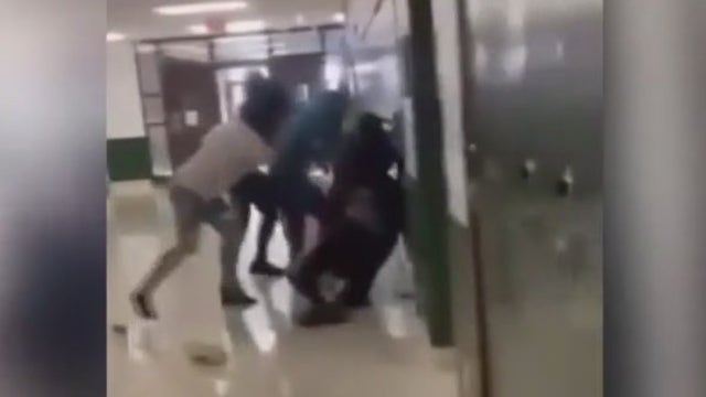 Wisconsin school officers mandated in high-crime buildings under bill