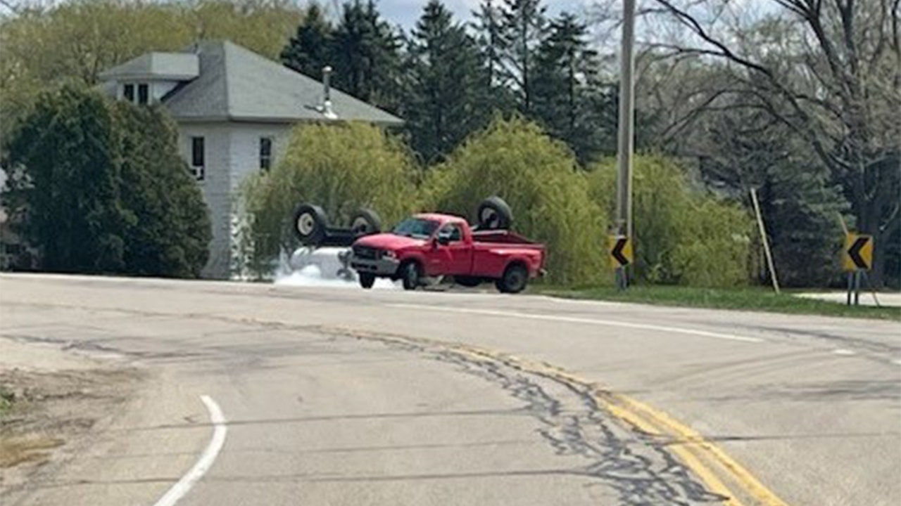 Walworth County crash; ammonia tank involved FOX6 Milwaukee