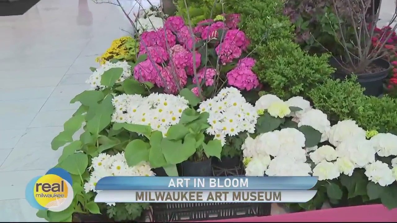 Art in Bloom at the Milwaukee Art Museum