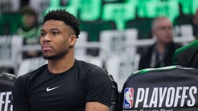 Antetokounmpo back in Bucks lineup, Game 4 against Heat