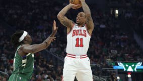 Bucks beat Bulls, NBA top seed