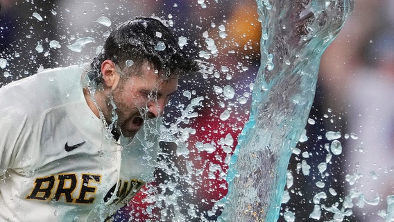 Brewers sweep Mets, Garrett Mitchell belts walk-off homer