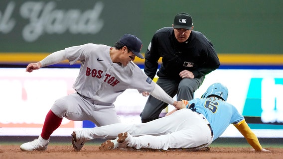 Red Sox beat Brewers, winning streak snapped