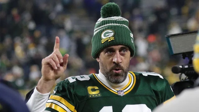 ESPN analyst says Aaron Rodgers makes Jets ‘Super Bowl contenders,’ thinks Packers won trade