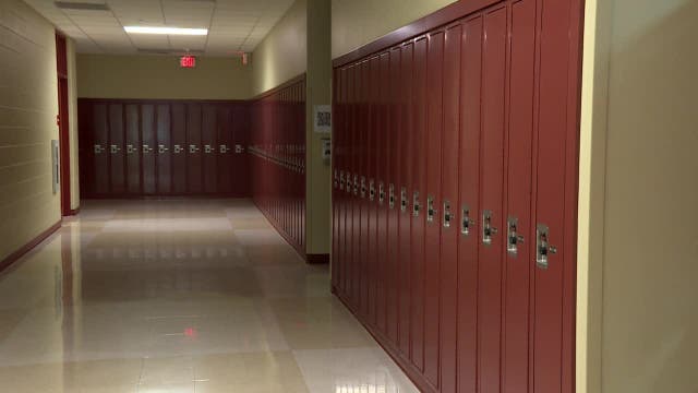 Wisconsin transgender student shower controversy in Sun Prairie