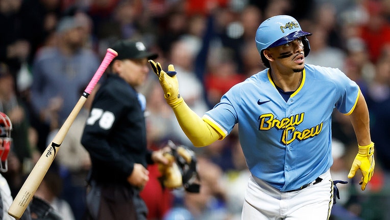 Brewers top Cardinals, Willy Adames launches 1st homer of season
