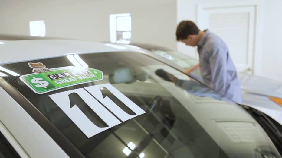 Does it cost more to lease or buy a car on sale