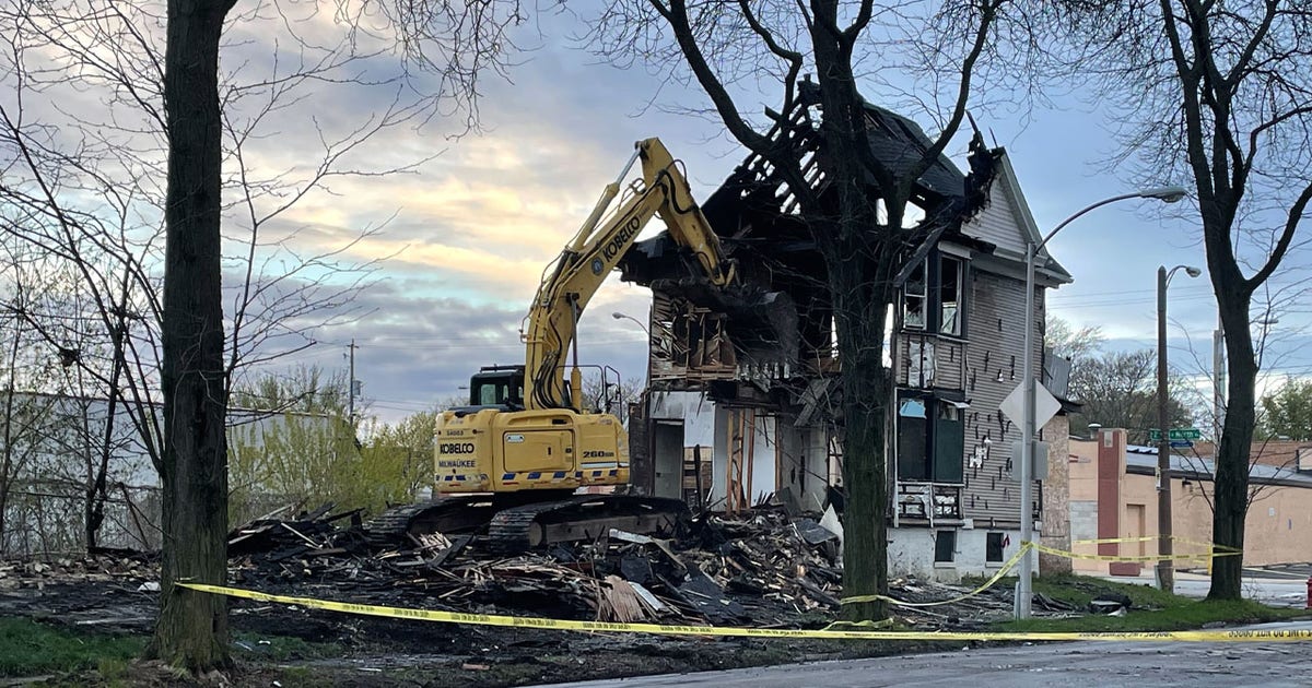 18th and North arson; Milwaukee vacant house destroyed | FOX6 Milwaukee
