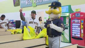 Brewers' Adames, Peralta bag groceries in West Allis: 'It's awesome'