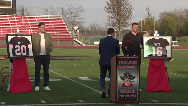 Watt brothers jerseys retired; Pewaukee HS rolls out red carpet