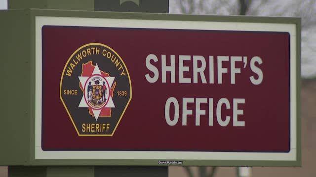 Walworth County school bus crash, student taken to hospital