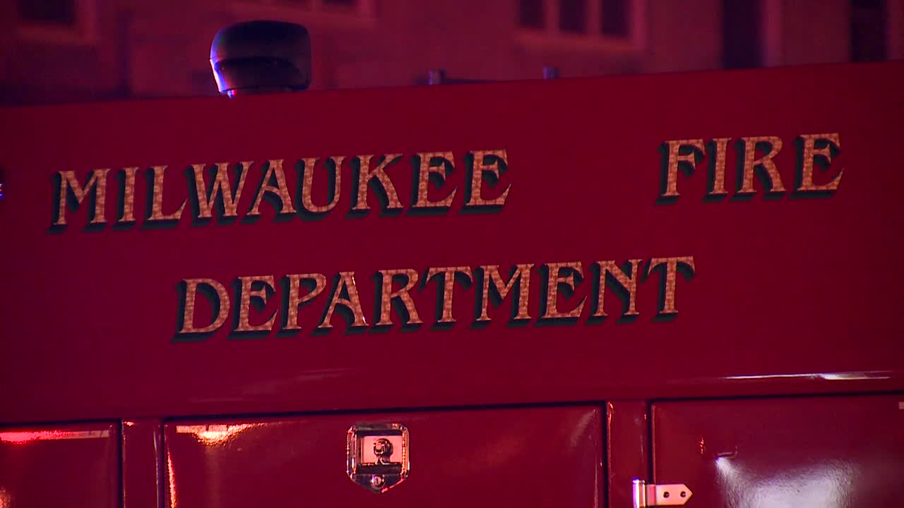 Fatal house fire in Milwaukee Saturday, woman pronounced dead at scene