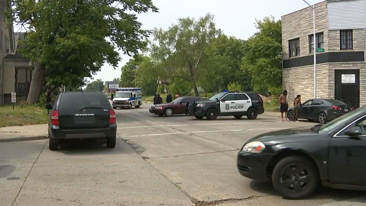 Milwaukee Shootings Monday; 1 Dead, 10 Wounded, 6 Arrested | FOX6 Milwaukee