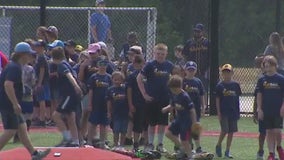 Milwaukee Brewers MLB 'Play Ball Weekend' youth baseball clinic